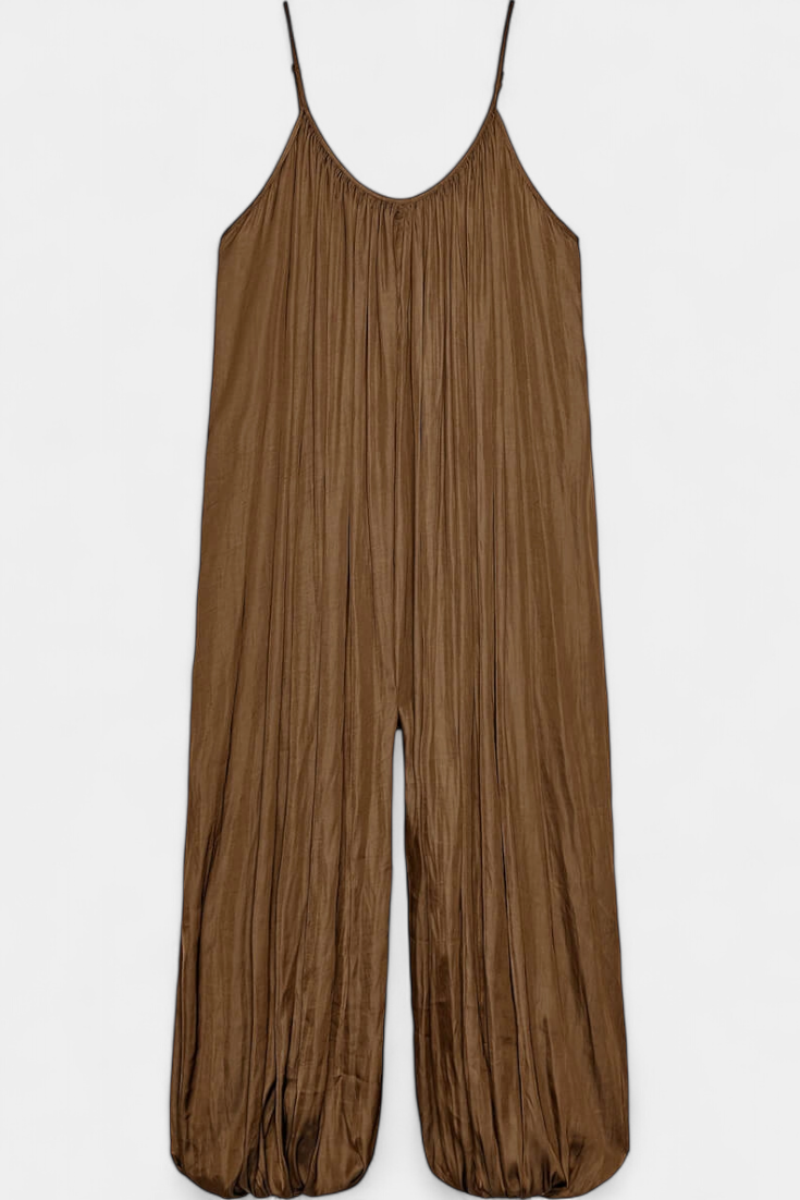 Lucy | Mono Largo Plisado con Silueta Relajada