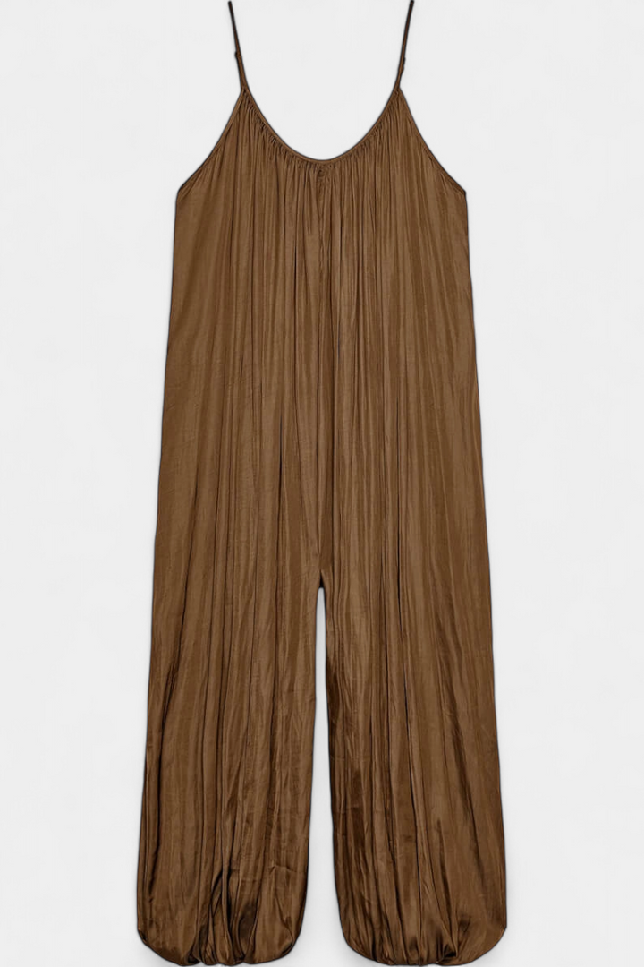 Lucy | Mono Largo Plisado con Silueta Relajada